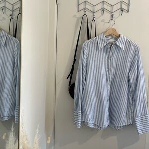 Banana Republic Blue and White Striped Blouse 100% Linen